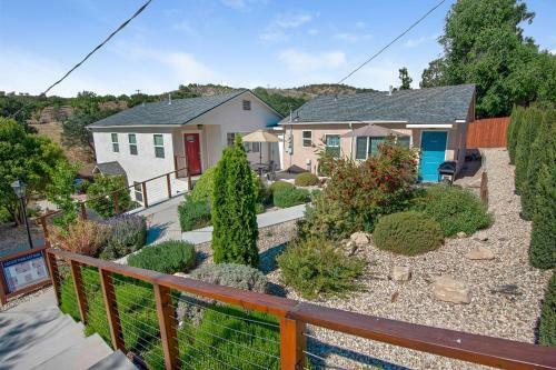 The Wine Barrel