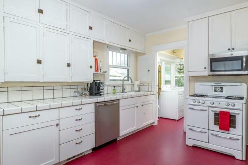 Craftsman Cottage