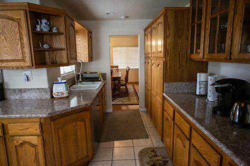 Spectacular 4br Home On 2 Acre Estate