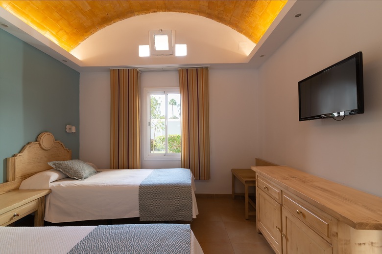Apartamentos Bungalows Cordial Biarritz