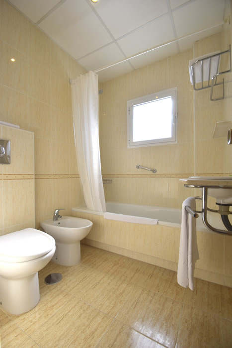Hotel THB San Ferm�n