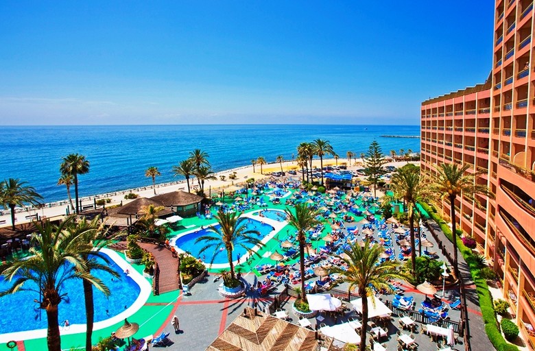 Hotel Sunset Beach Club