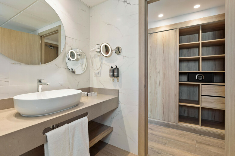 Hotel Best Trit�n