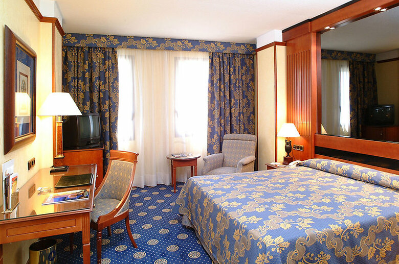 Hotel Best Western Premier Cmc Girona