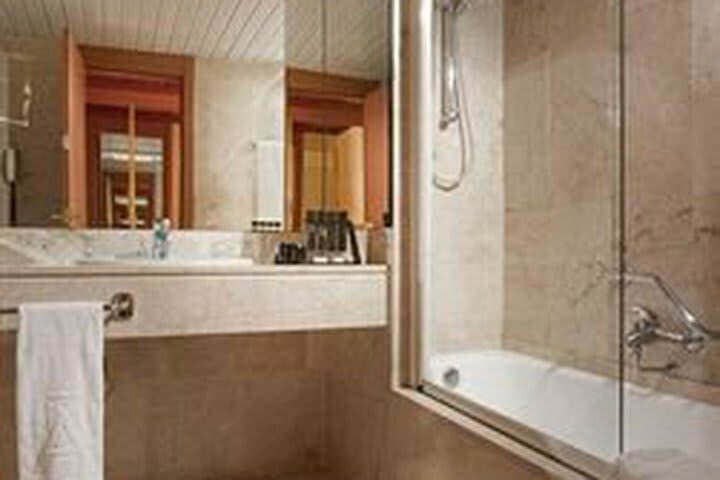 Hotel Best Western Premier Cmc Girona