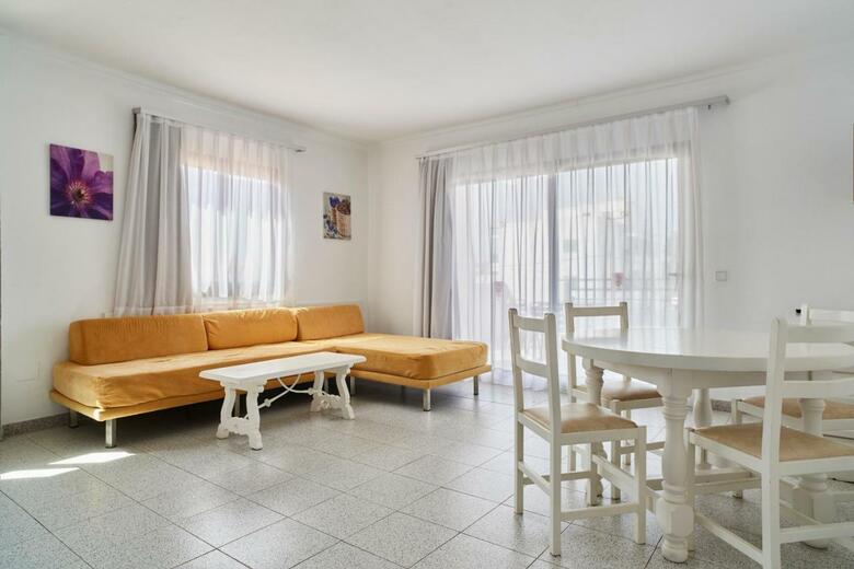 Invisa Hotel Casa Luis