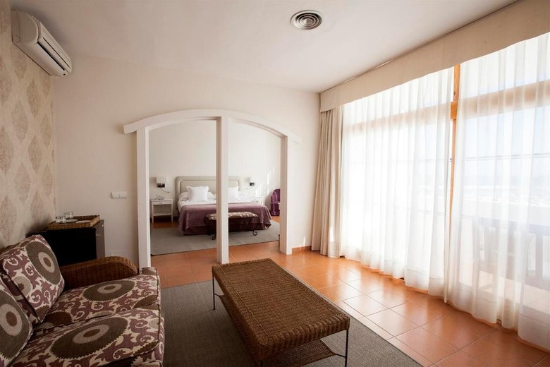Hotel Tres Torres