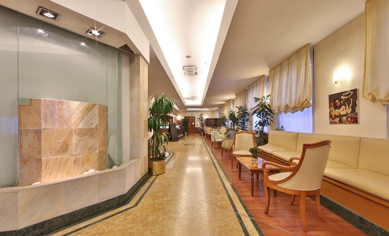 Hotel Mirage