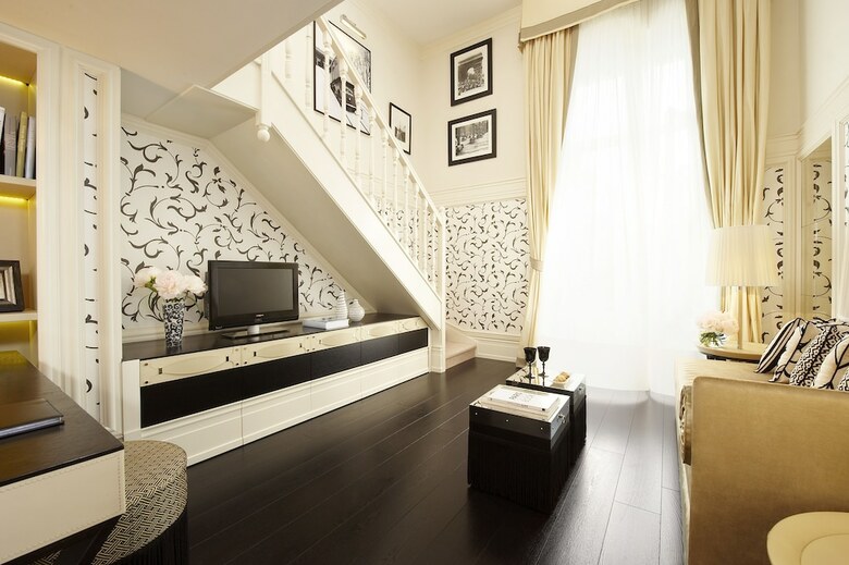 Hotel Castille Paris