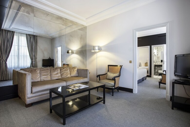 Hotel Castille Paris