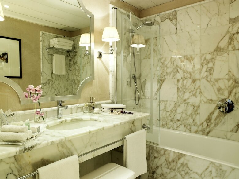 Hotel Castille Paris