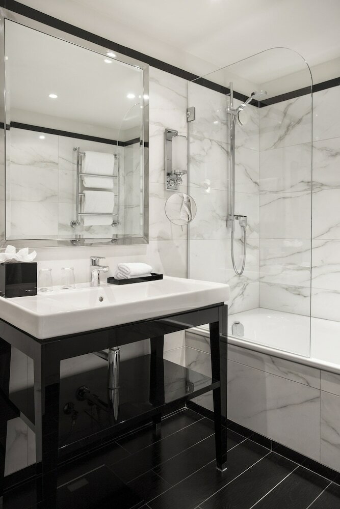 Hotel Castille Paris