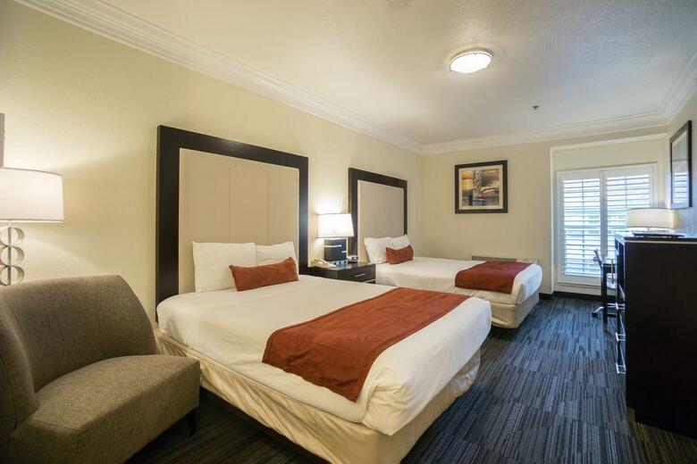 Arena Hotel