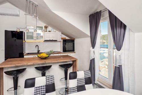 Luxury Apartment Beyla In Pu?i??a, Island Bra?