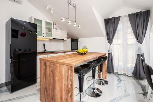 Luxury Apartment Beyla In Pu?i??a, Island Bra?