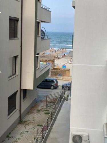 Sunshine Apartment