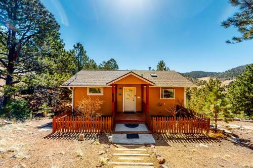 The Bears Den