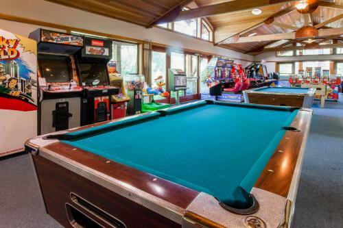 Aspen Grove Condo