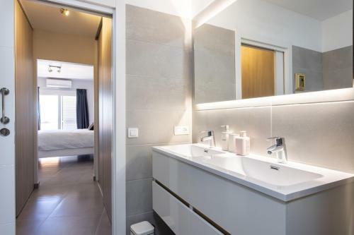 Apartamento Home2book Design Sea Views Caletillas, Pool