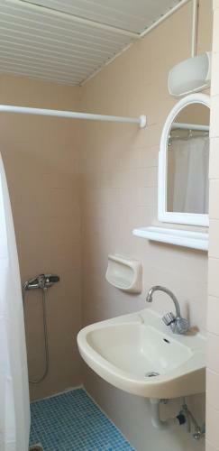 G&a Rooms Marmari