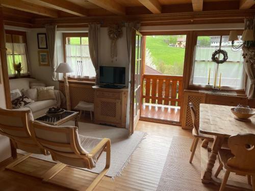Sciliarguesthouse-due Piani Parcheggio Privato