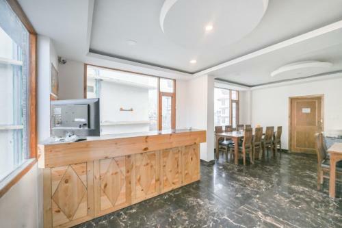 Oyo 61499 Hotel For Season