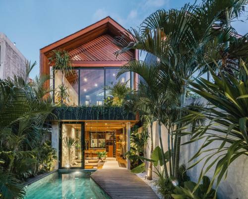 Black Sand Villas