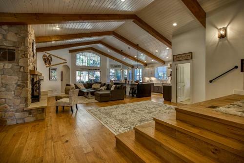 Gammon Cabin