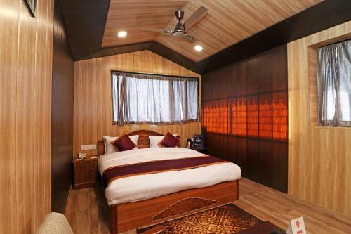Hotel Oyo 14559 The Gharonda