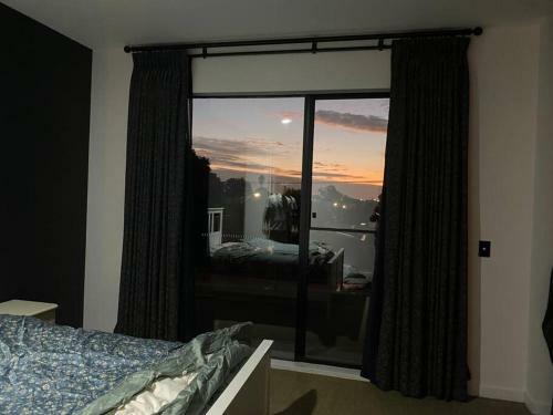 Villa Mckinnon Luxury Moderm Home Three Bedroom