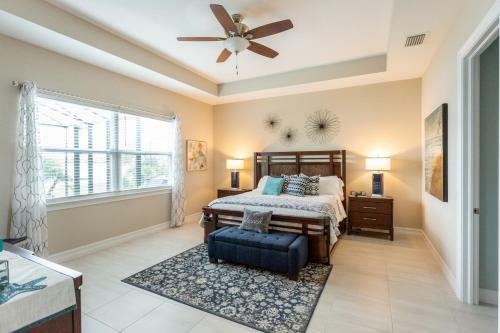 Vernazza Vacation Rental In Naples Reserve