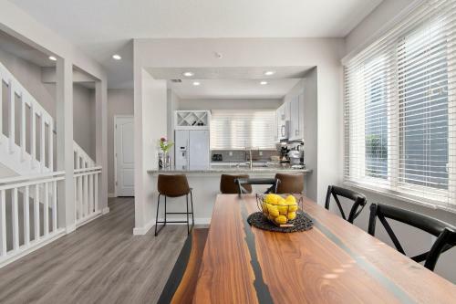 Spacious Townhome In Longboat Key Resort Townhouse