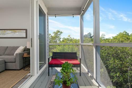 Spacious Townhome In Longboat Key Resort Townhouse