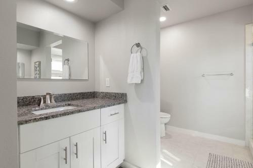 Spacious Townhome In Longboat Key Resort Townhouse