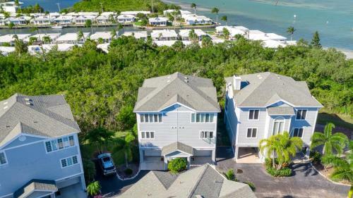 Spacious Townhome In Longboat Key Resort Townhouse