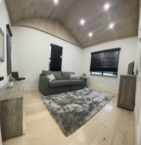 Lovely Spanish Style 1 Bedroom Apartment Sleep 6