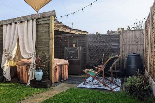 Baker's Cottage Urban Spa And Garden Bar