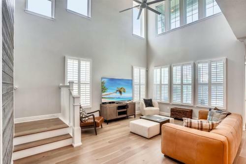 Redington Townhouse- Beach Luxury, Amazing Location