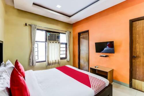 Oyo 62484 Hotel Natraj