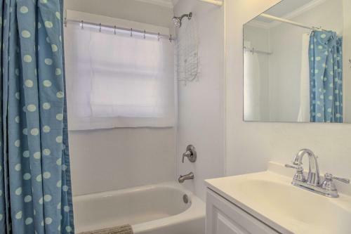 Apartamento Charming Tybee Island Retreat Walk To Beach!