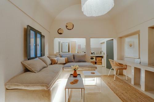 Present Perfect Villa - Private Pool