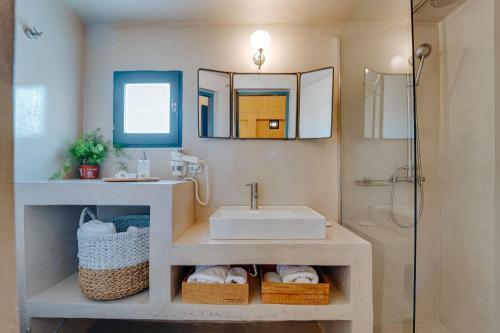 Present Perfect Villa - Private Pool
