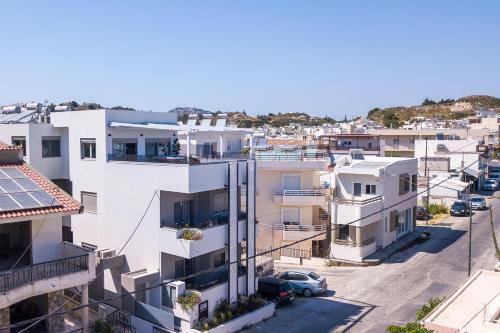 Gm Apartments-rhodes Luxury Living