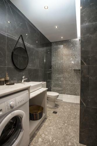 Gm Apartments-rhodes Luxury Living