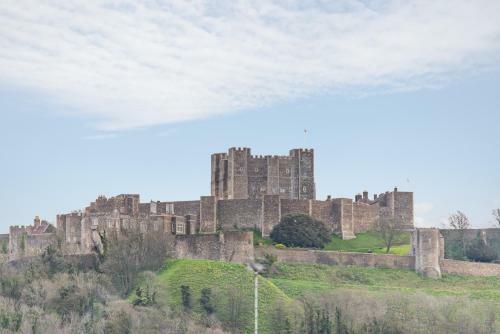 Charming Cottage With Views Of Dover Castle - Castle View