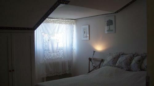 Sunny Seaside Apartament