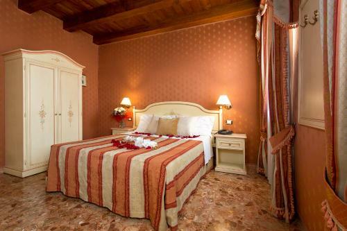 Hotel Conterie