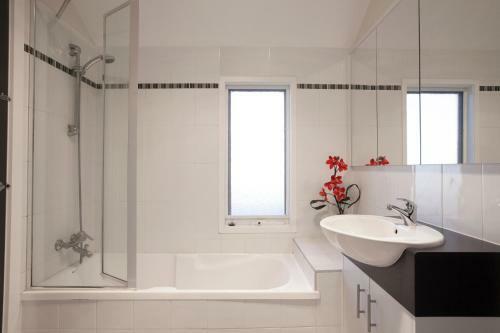 Boutique Stays - Roxys Place