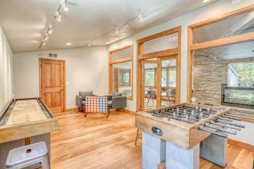 Hotel River Ridge 414b