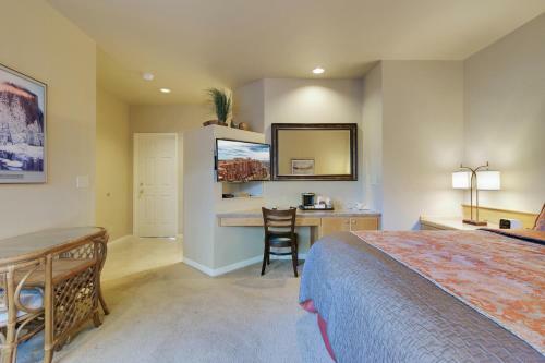 Hotel River Ridge 513b